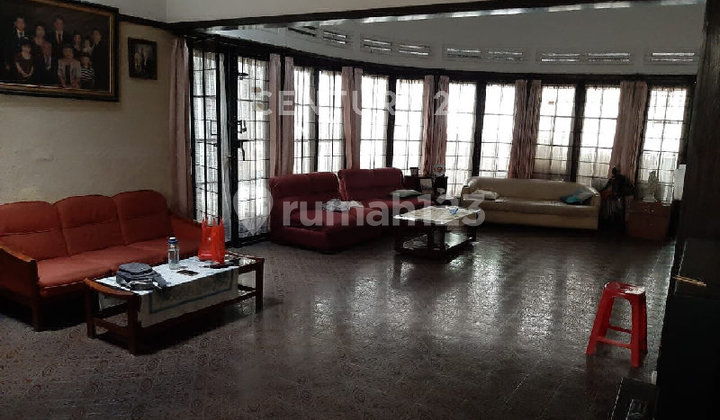 Jual Nego Rumah Klasik Jalan Sumbawa, BANDUNG