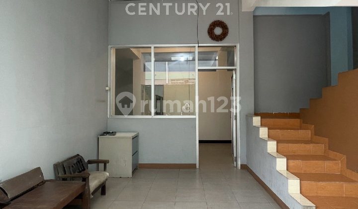 Disewakan Rumah Cocok untuk Kantor Area Sulaksana Strategis Disewakan Rumah Cocok untuk Kantor Area Sulaksana Strategis