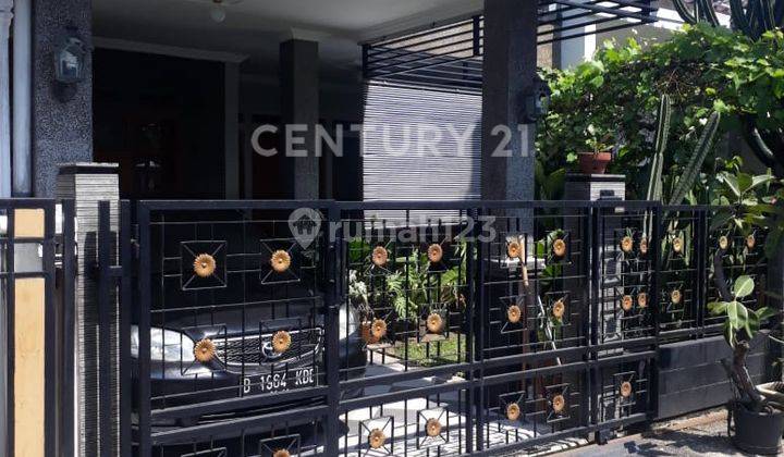 Rumah Siap Huni 2 Lantai Lingkungan Nyaman Antapani 1