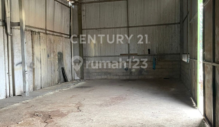 Disewakan Gudang Kecil 180m Beserta Ruang Kantor Kecil