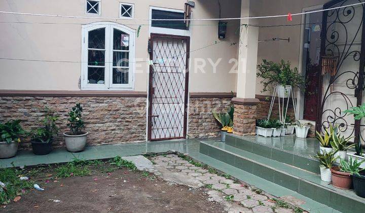 Dijual 2 Bangunan Rumah Dengan Luas Tanah Besar Dipinggir Jalan  2