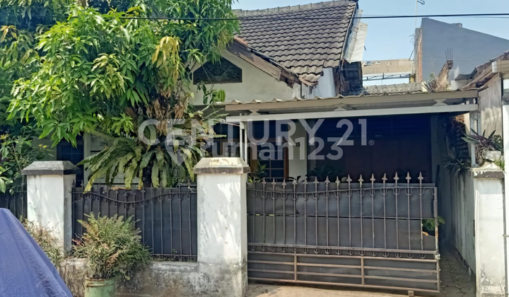 Dijual Cepat Rumah Dengan Luas Tanah Besar Di Daerah Buah Batu 