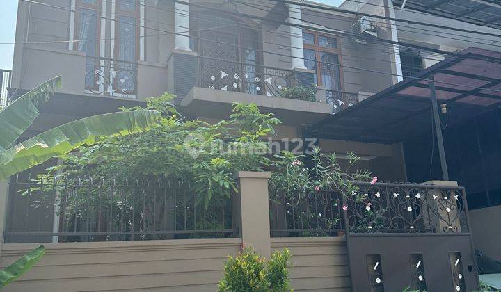 Rumah 2lantai Disewakan Area Sunter Jaya 1