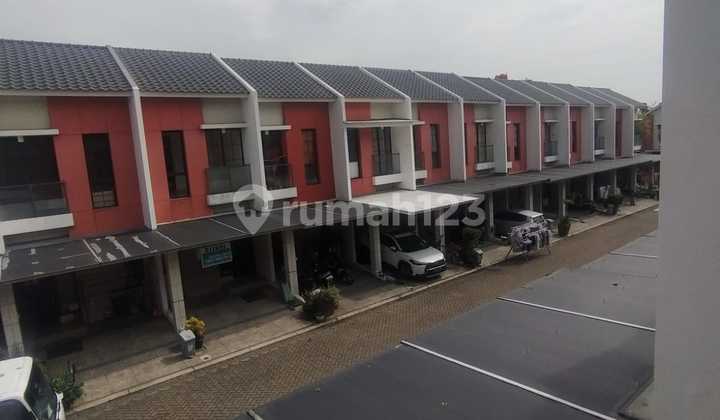 Rumah 2lt Bagus Dan Murah Dijual Area Cipondoh