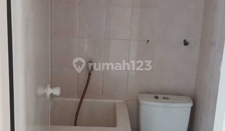 Rumah 2lt Disewakan.cepat Area Citra 2ect 2