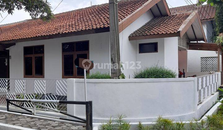Sewa rumah arcamanik hoek nego  1