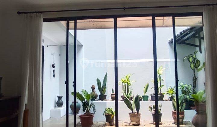 Cepat Rumah Cantik Dan Asri Bintaro Jarang Ada dengan 4 Carport dan Garasi 2