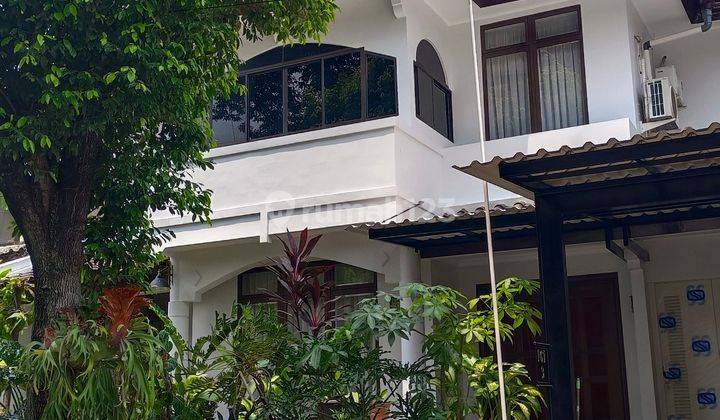 Cepat Rumah Cantik Dan Asri Bintaro Jarang Ada dengan 4 Carport dan Garasi 1