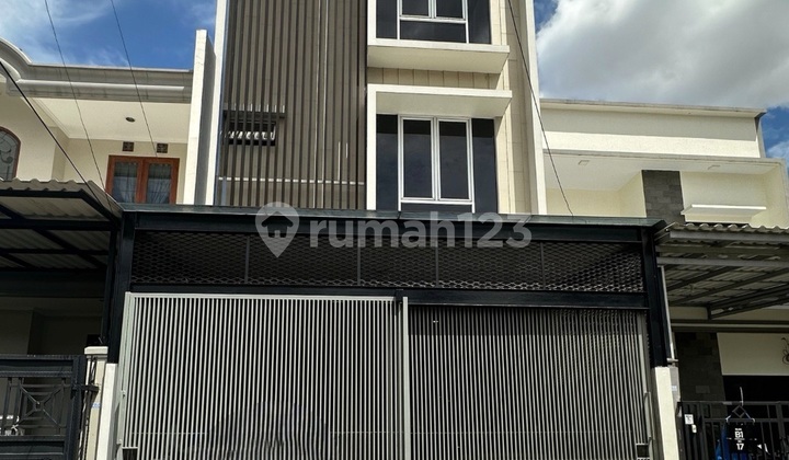 Rumah Aries Minimalis Modern 3 Lantai Furnished Bagus