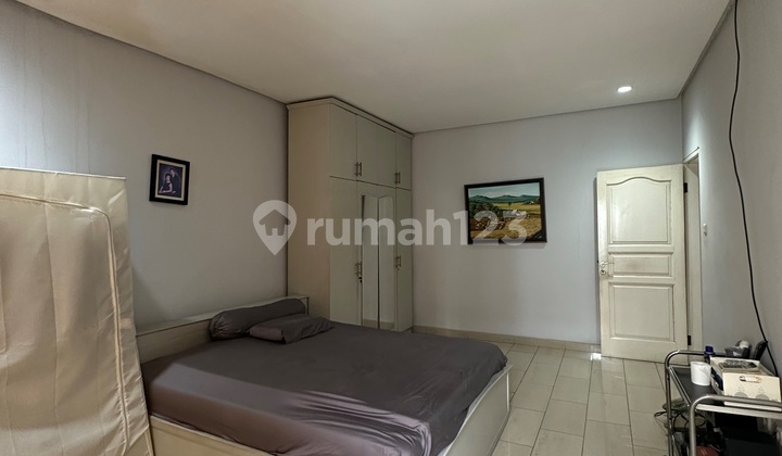 Rumah 1.5 Lantai Puri Indah Best Deal Lokasi Favorite 2