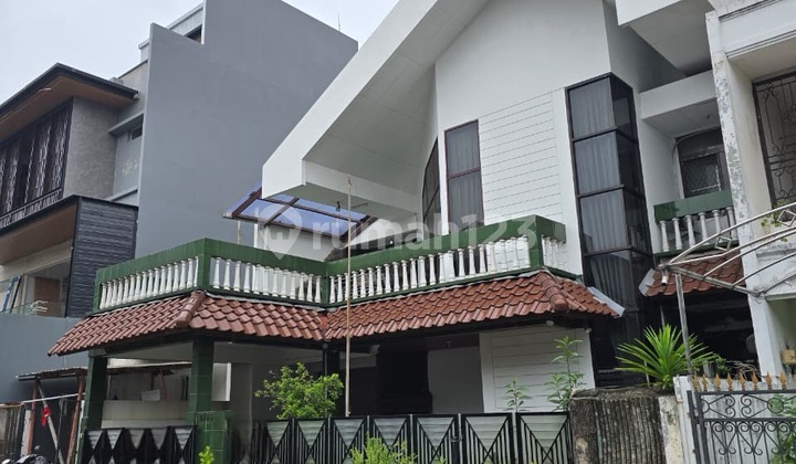 Rumah 2 Lantai Di Intercon Lokasi Favorit Tenang Dan Nyaman