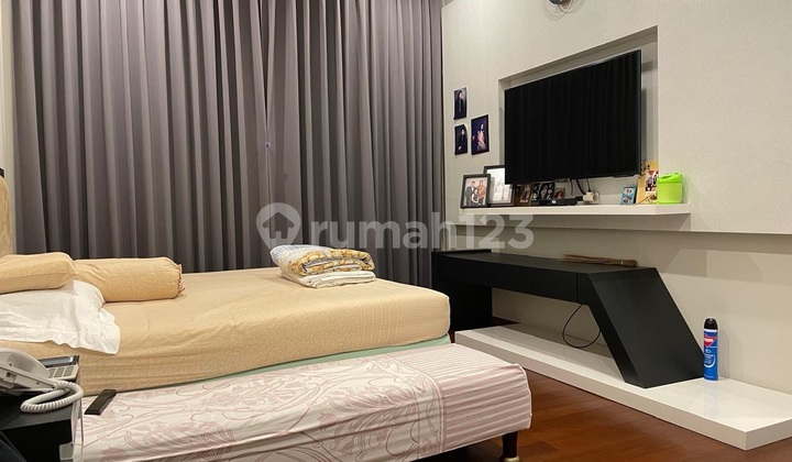 Beautiful Modern Minimalist 3-Story House Well Furnished 2