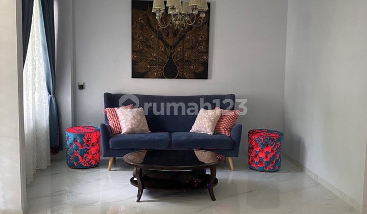 Beautiful Puri Botanical 3-Story House With a Very Large Family Room 2