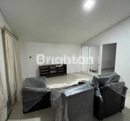 Rumah Posisi Hook Siap Huni Semi Furnish Selangkah Ke Mall Bb