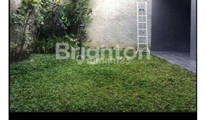 Rumah mewah full Furnished di perumahan borneo paradiso 7