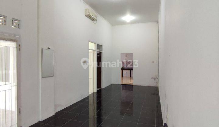 rumah modern minimalis   cocok untuk keluarga kecil 15