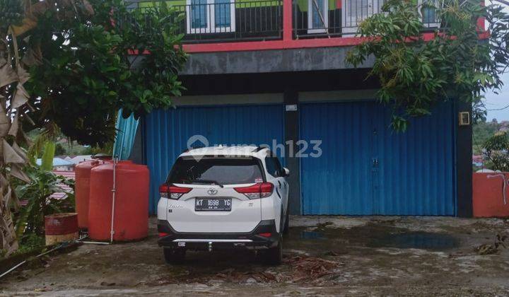 Ruko 2 gandeng di jalan poros di kawasan ramai penduduk  1