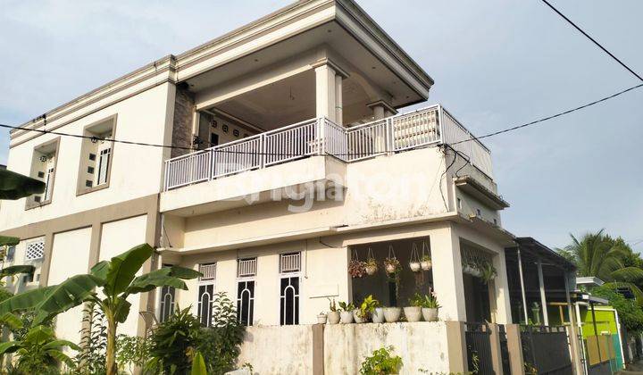 Rumah konsep arsitek bagus ditengah kota 1