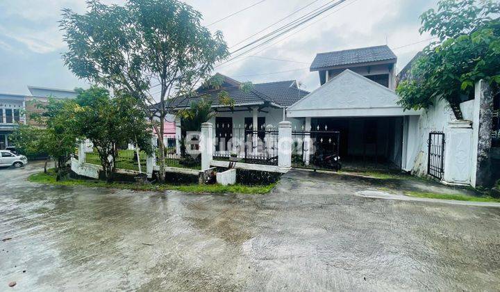 Rumah Minimalis Modern Dengan Seluas 480m² 1