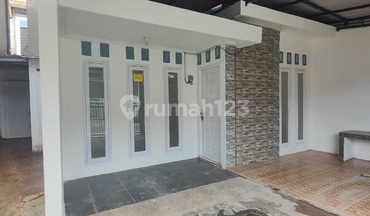 Rumah Minimalist Modern Didalam Perumahan Islami Dtengah Kota 2