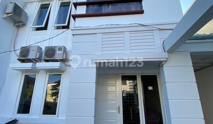 Rumah Scandinavia Semi Furnish Tingkat2 Didalam Perumahan 2