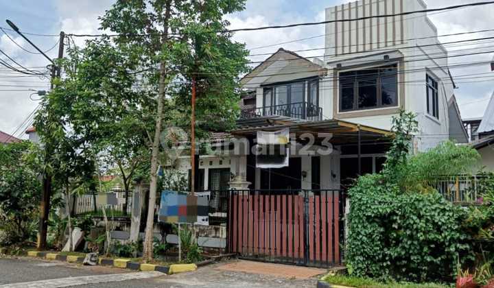 Rumah Berkonsep Scandinavia Posisi Dihook Ditengah Kota Bpn.