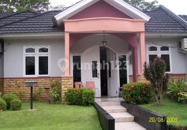 Rumah Cantik Dekat Kolam Perumahan Wika Balikpapan 2