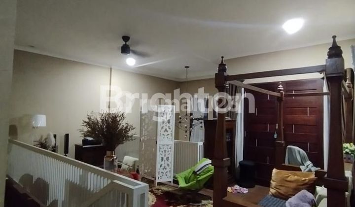 Modern Residence Near IPEKA