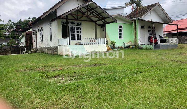 Rumah plus paviliun ditengah kota balikpapan Rumah plus paviliun ditengah kota balikpapan