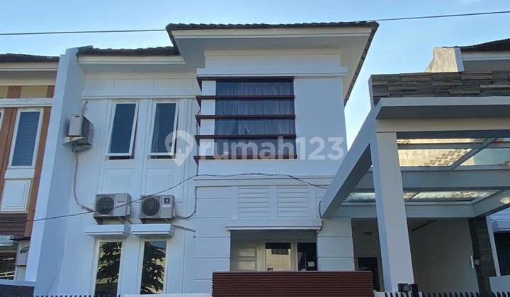 Rumah Scandinavia Semi Furnish Tingkat2 Didalam Perumahan