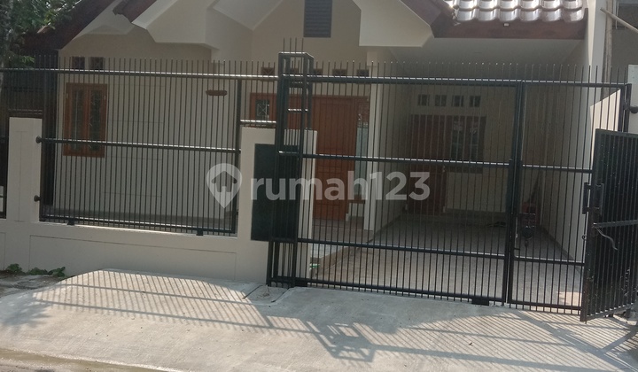 Baja Ringan, KonsepRumah Terbuka,Carport2 Kamar Mandi di Dalam, Dekat Sekolahan/PasMod,Kios2