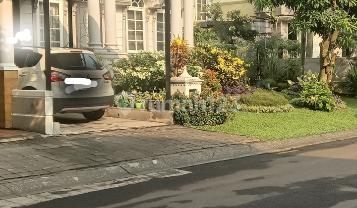 2Akses Lt2 Master Room+Balkon, 2 Carport,Ac Kitch Box. Club House*Dekat Ke Public Station*