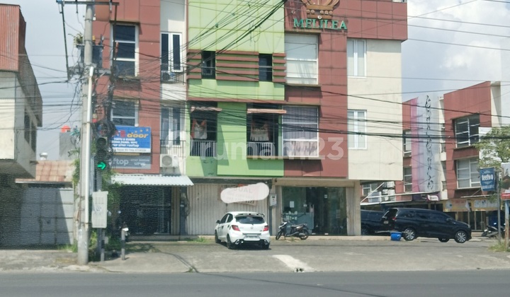 Ruko Strategis di Pinggir Jalan Raya Majapahit Semaang 1