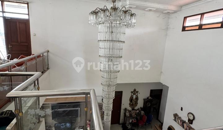 Rumah Besar di Jangli Dijual Murah Strategis 2