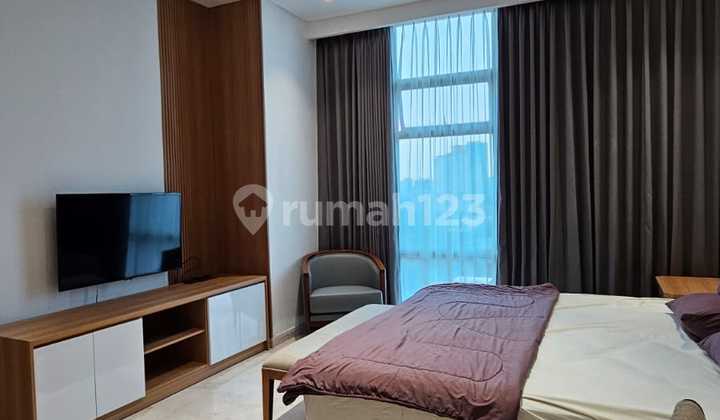 For Sale 3 + 1 Bedrooms Essence Darmawangsa