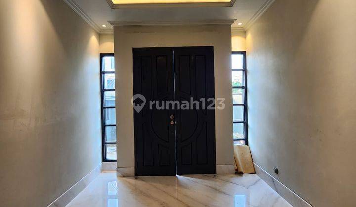 For Sale 4 + 2 Bedroom Luxurious Classic House In Senopati Scbd 1