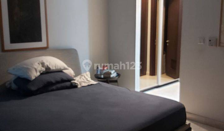 For Sale 3 + 1 Bedroom Essence Darmawangsa Apartment 2