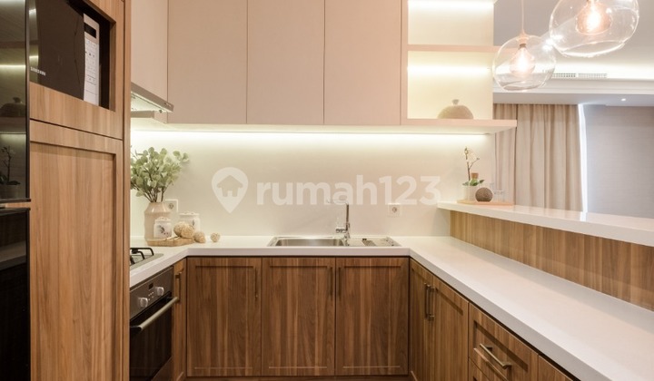 For Rent 3 Bedroom Essence Darmawangsa Apartment 2