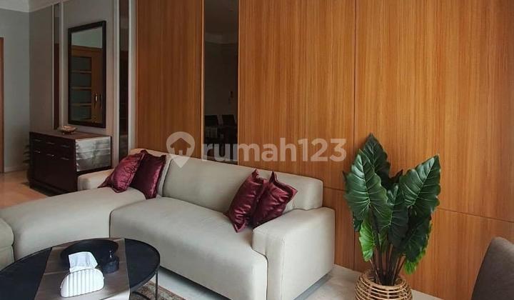 Disewakan Apartment Senayan Residence (BRAND NEW FURNISHED) 3 BR 1