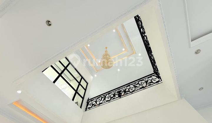Rumah Type Classic dengan Kolam Renang 5 Menit Dari Exit Tol dan Aeon Mall di Cluster Terdepan Sentul City, Bogor 2