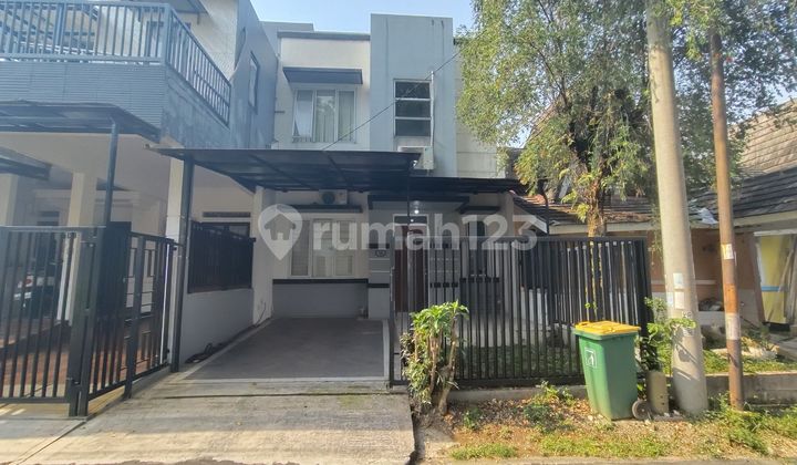 Rumah Minimalis 2 Lantai, Semi Furnished, Shm, di Sentul City, Bogor