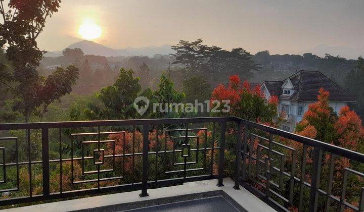 Rumah Hook 2 Lantai Cluster Depan Sentul City, View Pegunungan 1