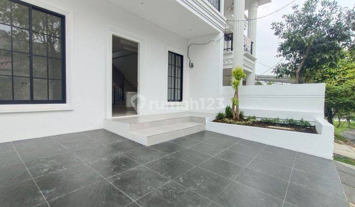 Rumah Classic 2 Lantai Unfurnished SHM di Sentul City, Bogor 2