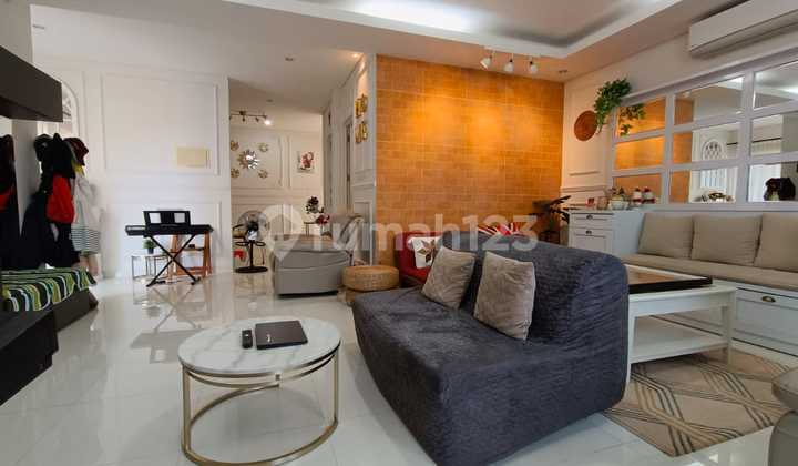 Rumah Modern 2 Lantai Furnished Ada Rooftop SHM di Sentul City, Bogor 1