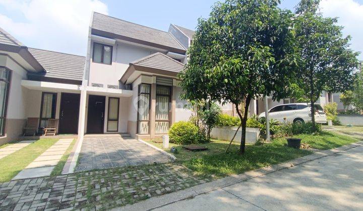 Rumah Minimalis 2 Lantai Unfurnished Dengan Rooftop View Pegunungan 1