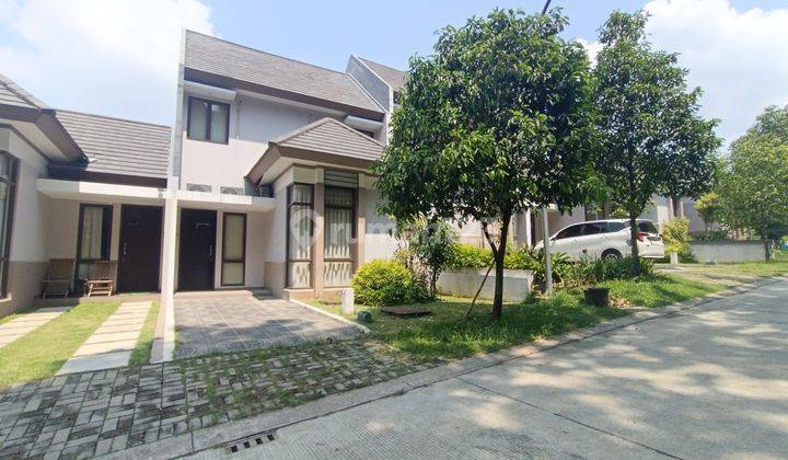 Rumah Minimalis 2 Lantai Unfurnished Dengan Rooftop View Pegunungan 2