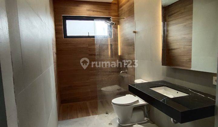 Rumah Modern 2 Lantai Dengan Lift, Private Pool Dan Kolam Renang Sudah Shm, Hanya 5 Menit Dari Exit Toldi Sentul City, Bogor 33