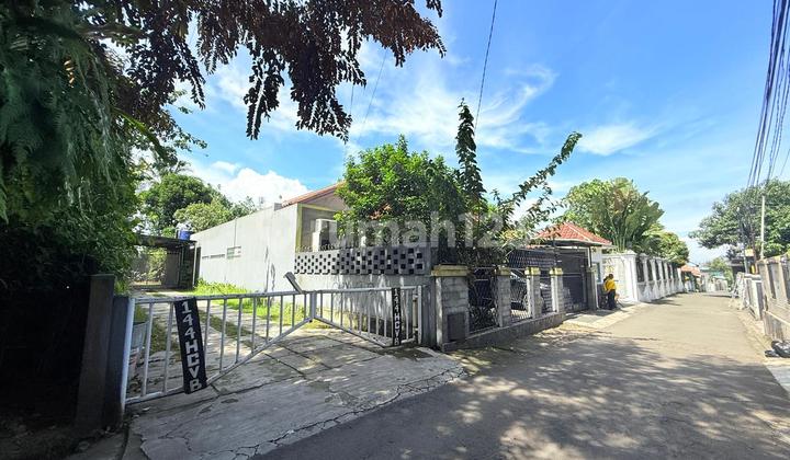 Rumah 2 Lantai Siap Huni Furnish dengan Taman dan View Gunung Salak di Tajur, Bogor 2