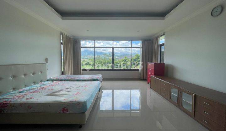 Rumah Minimalis, Unfurnished, Hgb, View Gunung, Halaman Luas di Sentul City, Bogor 1