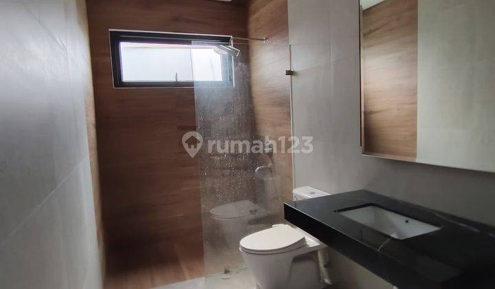 Rumah Modern 2 Lantai Dengan Lift, Private Pool Dan Kolam Renang Sudah Shm, Hanya 5 Menit Dari Exit Toldi Sentul City, Bogor 34